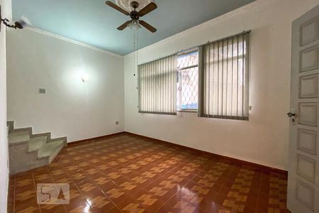 Sala de casa de condomínio à venda com 3 quartos, 138m² em Olaria, Rio de Janeiro