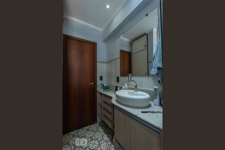 Apartamento à venda com 140m², 3 quartos e 2 vagas Apartamento à venda com 140m², 3 quartos e 2 vagasBanheiro
