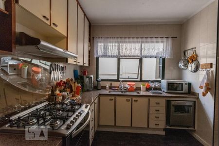 Apartamento à venda com 140m², 3 quartos e 2 vagas Apartamento à venda com 140m², 3 quartos e 2 vagasCozinha