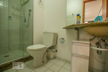 Apartamento para alugar com 55m², 2 quartos e 1 vaga Apartamento para alugar com 55m², 2 quartos e 1 vagaBanheiro da Suíte