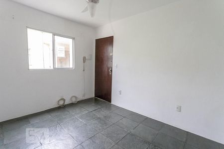 Sala  de apartamento para alugar com 2 quartos, 70m² em Conceição, Diadema