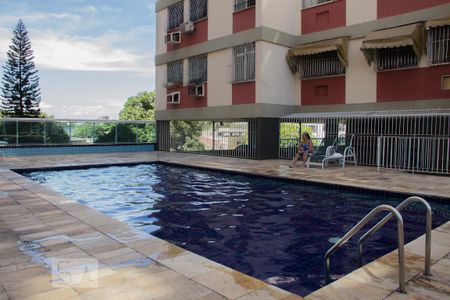 Apartamento para alugar com 50m², 2 quartos e 1 vagaPiscina