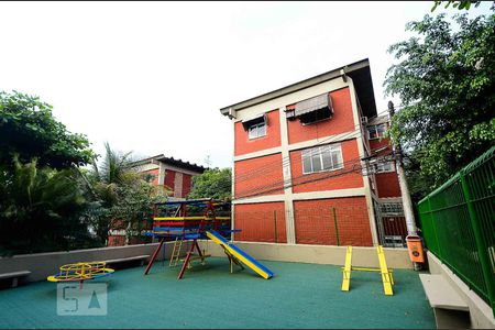 Apartamento para alugar com 43m², 1 quarto e 1 vagaÁrea comum