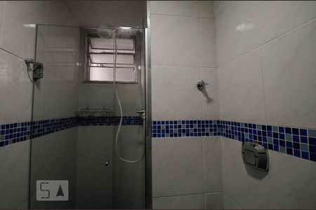 Banheiro de apartamento para alugar com 1 quarto, 43m² em Cocotá, Rio de Janeiro