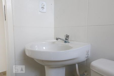 Casa para alugar com 39m², 1 quarto e sem vagaDetalhe banheiro