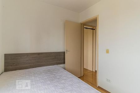 Quarto 1 de apartamento para alugar com 2 quartos, 47m² em Cidade Luz, São Paulo