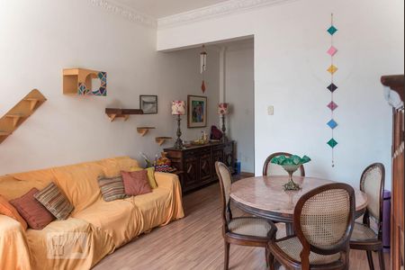 Sala  de apartamento à venda com 3 quartos, 107m² em Grajaú, Rio de Janeiro