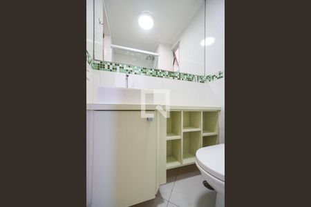 Apartamento para alugar com 64m², 3 quartos e 1 vaga Apartamento para alugar com 64m², 3 quartos e 1 vagaBanheiro social