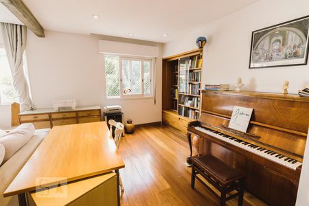 Apartamento para alugar com 130m², 3 quartos e 1 vagaSala