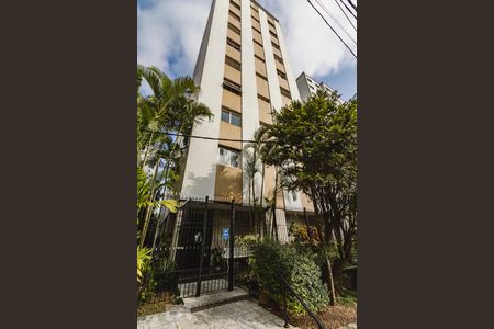 Apartamento para alugar com 130m², 3 quartos e 1 vagaFachada