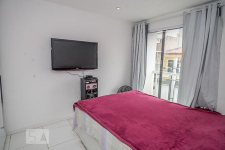 Casa de condomínio à venda com 90m², 3 quartos e 1 vaga Casa de condomínio à venda com 90m², 3 quartos e 1 vagaSuíte