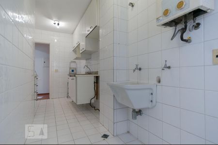 Apartamento para alugar com 65m², 2 quartos e 1 vaga Apartamento para alugar com 65m², 2 quartos e 1 vagaCozinha e Área de Serviço