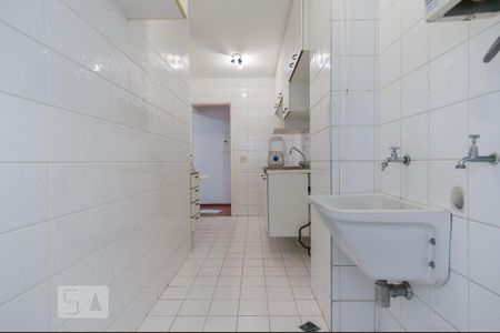 Apartamento para alugar com 65m², 2 quartos e 1 vaga Apartamento para alugar com 65m², 2 quartos e 1 vagaCozinha e Área de Serviço