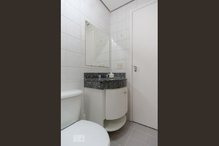 Apartamento para alugar com 65m², 2 quartos e 1 vaga Apartamento para alugar com 65m², 2 quartos e 1 vagaBanheiro