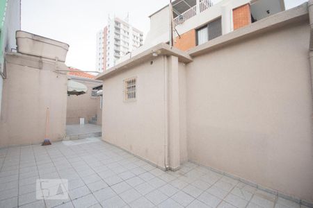Casa para alugar com 161m², 4 quartos e 3 vagasQuintal