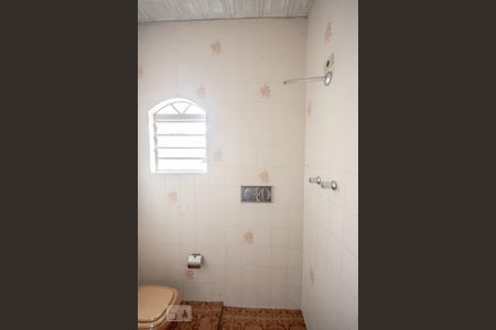 Casa para alugar com 161m², 4 quartos e 3 vagasBanheiro 1- Casa 01