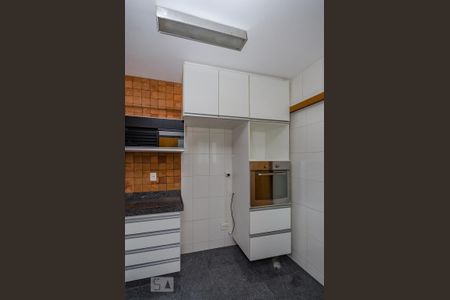 Apartamento à venda com 90m², 3 quartos e 3 vagasCozinha
