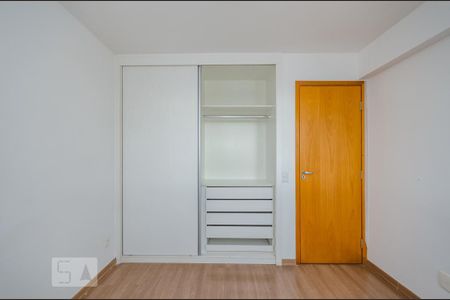 Apartamento à venda com 90m², 3 quartos e 3 vagasQuarto 3