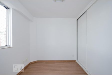 Apartamento à venda com 90m², 3 quartos e 3 vagasQuarto 3