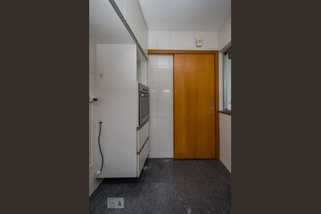 Apartamento à venda com 90m², 3 quartos e 3 vagasCozinha
