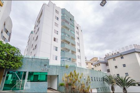 Apartamento à venda com 90m², 3 quartos e 3 vagasFachada
