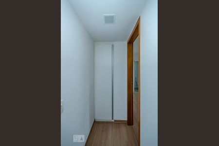 Apartamento à venda com 90m², 3 quartos e 3 vagasCorredor