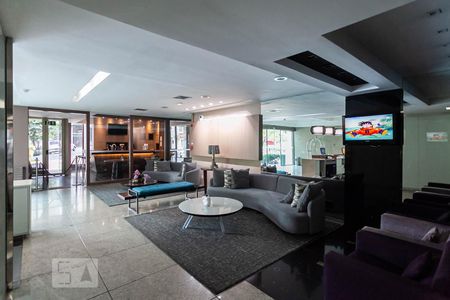 Apartamento para alugar com 33m², 1 quarto e 1 vagaHall de entrada 