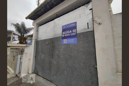 Casa para alugar com 80m², 2 quartos e sem vagaFachada