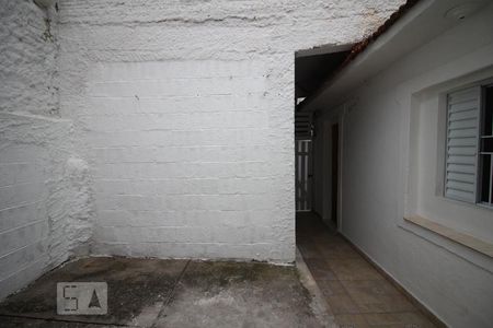 Casa para alugar com 80m², 2 quartos e sem vagaÁrea comum