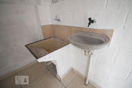 Casa para alugar com 80m², 2 quartos e sem vagaÁrea de Serviço