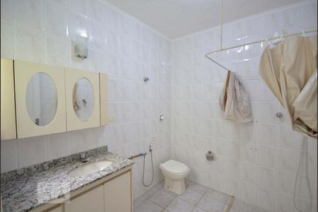 Casa à venda com 180m², 3 quartos e 3 vagas Casa à venda com 180m², 3 quartos e 3 vagasSuite Quarto 1