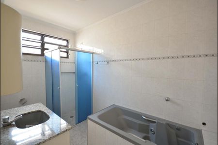 Casa à venda com 180m², 3 quartos e 3 vagas Casa à venda com 180m², 3 quartos e 3 vagasSuite Quarto 3