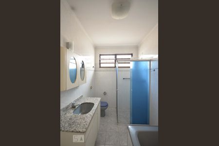 Casa à venda com 180m², 3 quartos e 3 vagas Casa à venda com 180m², 3 quartos e 3 vagasSuite Quarto 3