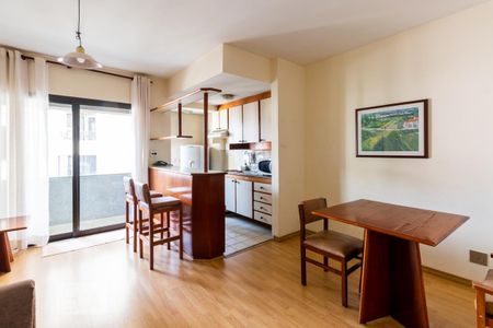 Sala de apartamento à venda com 1 quarto, 50m² em Moema, São Paulo