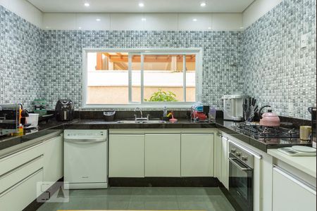 Casa de condomínio à venda com 320m², 4 quartos e 4 vagasCozinha