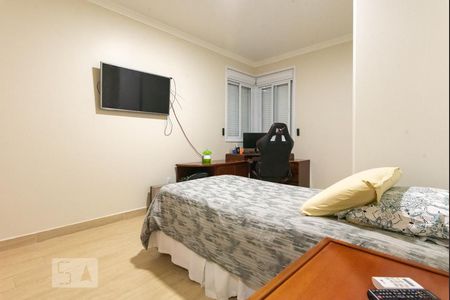 Casa de condomínio à venda com 320m², 4 quartos e 4 vagasSuíte 3