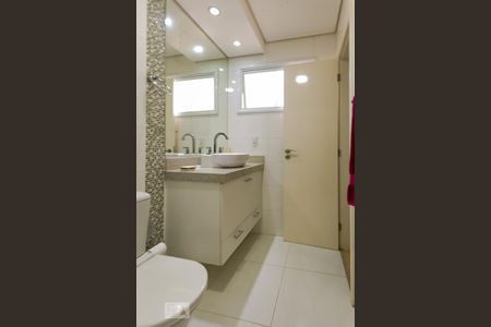 Casa de condomínio à venda com 320m², 4 quartos e 4 vagasBanheiro da Suíte 4