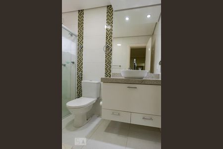 Casa de condomínio à venda com 320m², 4 quartos e 4 vagasBanheiro da Suíte 3