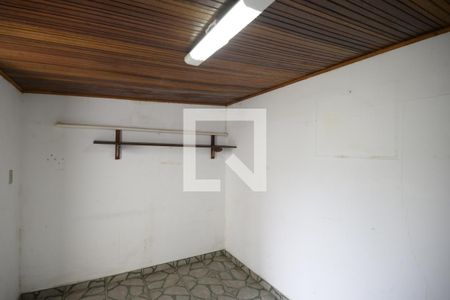 Casa à venda com 170m², 3 quartos e 2 vagasQuarto de Serviço