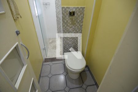 Casa à venda com 170m², 3 quartos e 2 vagasBanheiro 2