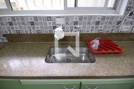 Casa à venda com 170m², 3 quartos e 2 vagasCozinha