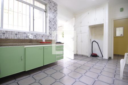 Casa à venda com 170m², 3 quartos e 2 vagasCozinha