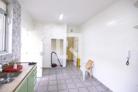 Casa à venda com 170m², 3 quartos e 2 vagasCozinha