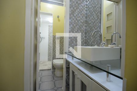 Casa à venda com 170m², 3 quartos e 2 vagasBanheiro 2