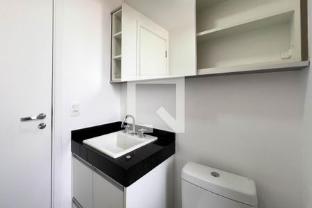 Banheiro de kitnet/studio para alugar com 1 quarto, 31m² em Vila Mariana, São Paulo