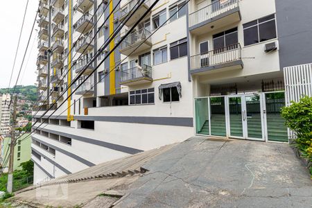 Apartamento para alugar com 38m², 1 quarto e 1 vaga Apartamento para alugar com 38m², 1 quarto e 1 vagaFachada