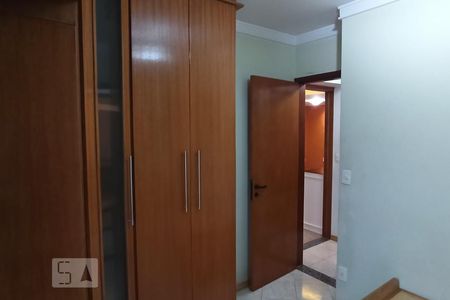 Apartamento à venda com 77m², 3 quartos e 2 vagas Apartamento à venda com 77m², 3 quartos e 2 vagasQuarto 3