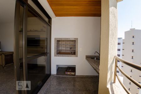 Sacada com churrasqueira de apartamento para alugar com 3 quartos, 210m² em Agronômica, Florianópolis