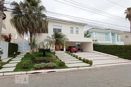 Casa de condomínio à venda com 500m², 5 quartos e 4 vagasFachada