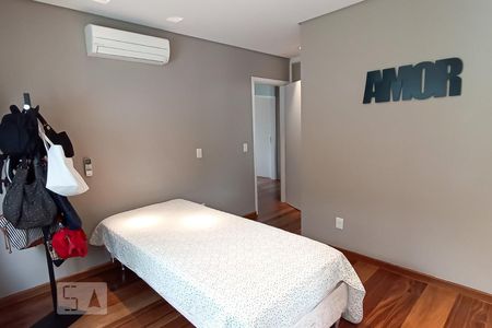 Casa de condomínio à venda com 500m², 5 quartos e 4 vagasSuíte 4